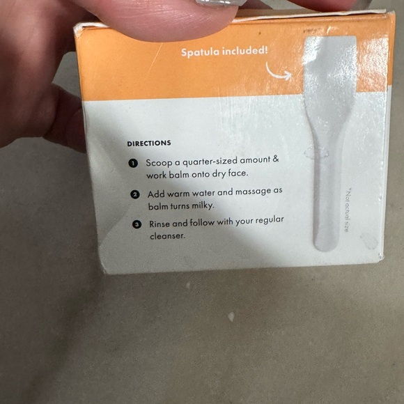 Hero dissolve away cleansing balm NEW - Picture 3 of 4